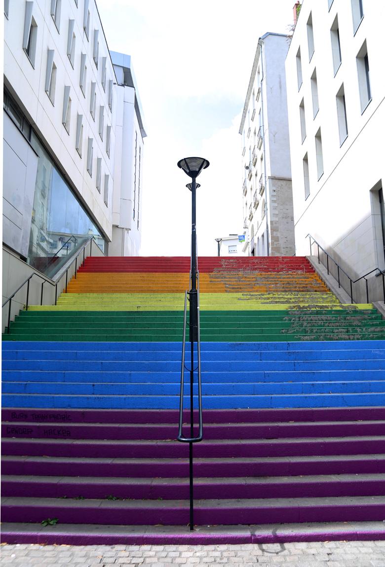 marche de la fiertés, rue Beaurepaire à nantes
