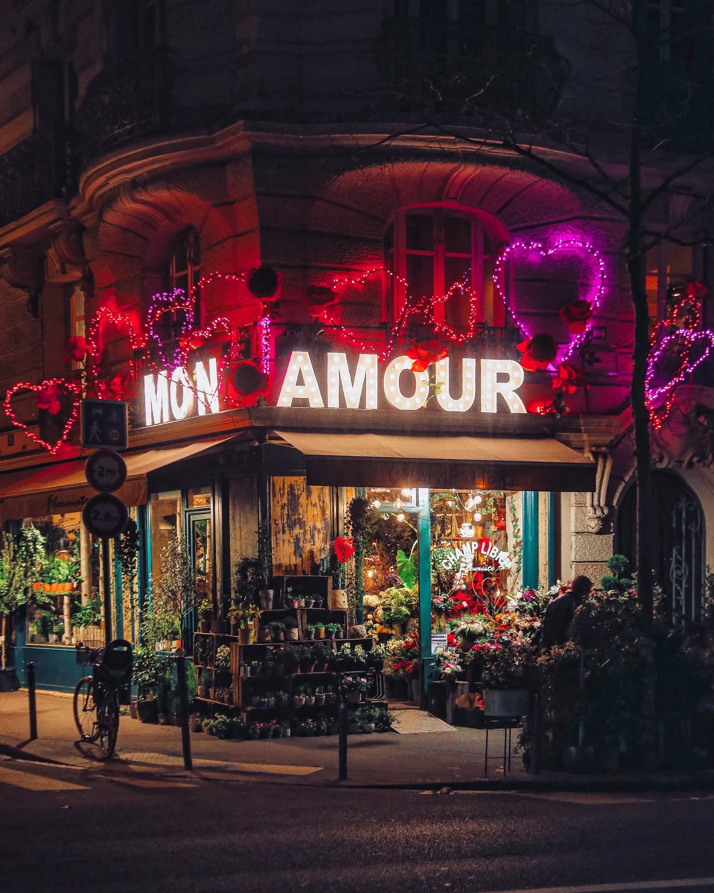 ❤️ 15-1=14 ❤️No words, just actions... ...#amour #love #stvalentin #saintvalentin #valentineday #paris #visitparis #parisjetaime #igersparis #parismonamour #parisienne #shotoniphone #archilovers #archidaily #architecturelovers #architecture #parisfrance #hello_france #paris11 #visitparisregion #loveparis #loveisintheair #loveislove #valentinedays #14february #flowers #parisparis #flowerphotography #photographer #ahava