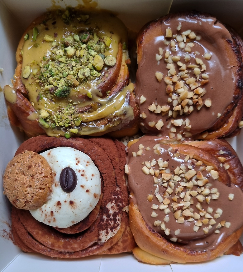 bar à cinnamon roll Paris Rollin Paris