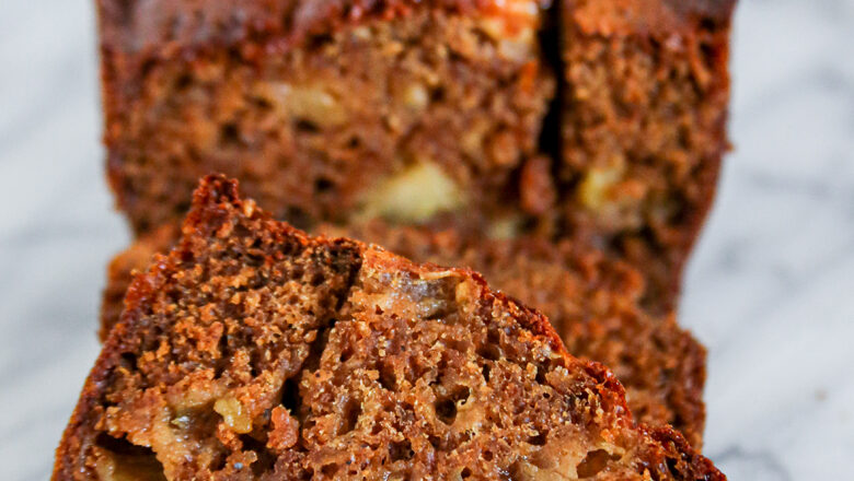 Pain d&rsquo;épice aux pommes : une douceur parfumée et réconfortante