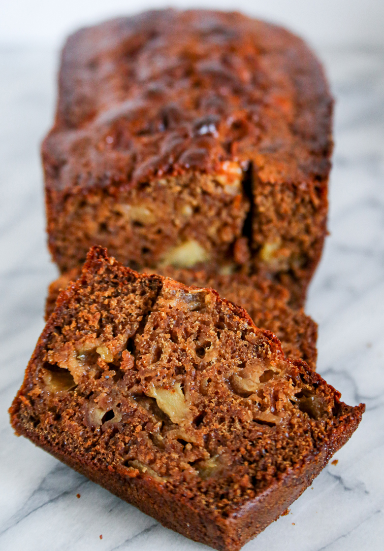 pain d’épice aux pommes moelleux fait maison